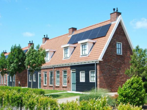 Holiday home with whirlpool and sauna